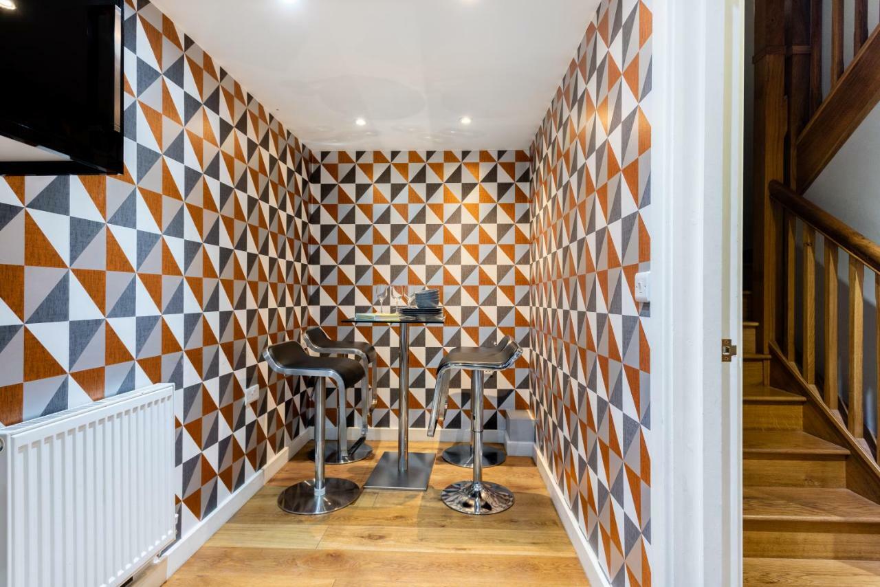 The Norfolk Maisonette - Lovely 4Bdr Mews London Exterior photo
